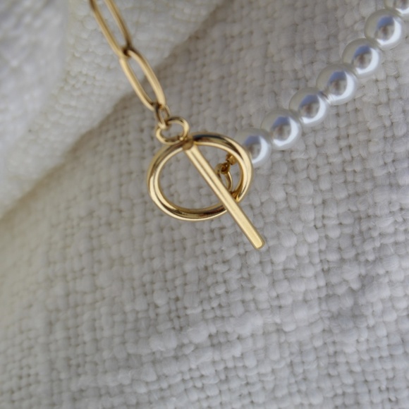 Gold Paper Clip and Pearl Necklace with OT Toggle Link - Picture 5 of 6